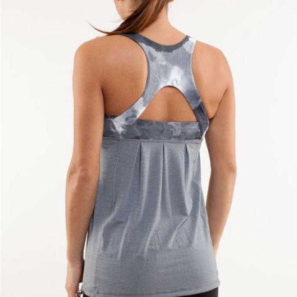 lululemon Run: Your heart out Gray Tank Top - Picture 8 of 8